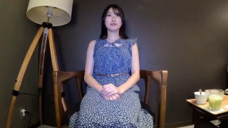 【淫语反差婊】外企白领“霖霖”骚浪粉嫩白虎私拍流出！”啊~老公真的好爽好长”