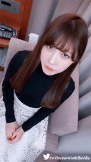 朋友的巨乳姐姐用H的身体诱惑我…菊池まや